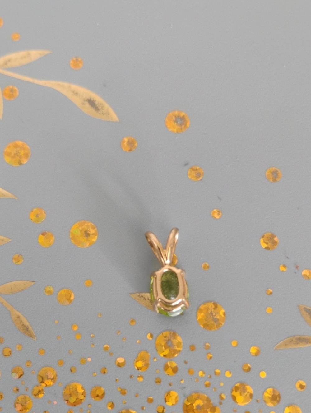 Peridot 14 K Gold Pendant - Picture 5 of 7